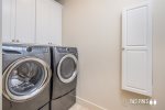 Spacious Laundry Room with Brand New Appliances
